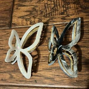 2 Butterfly black and gold, white and golf claw clips